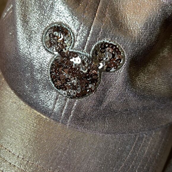 Disney Parks Metallic Rose Gold Mickey Mouse
Adult Hat New No Tags - Picture 6 of 6
